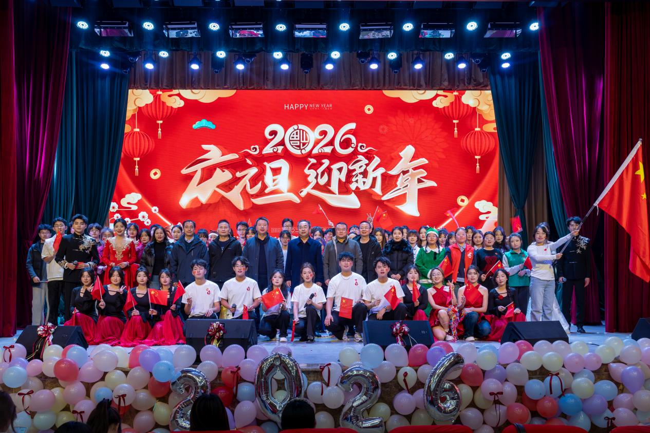 ND2A1567-已增强-降噪 ND2A1567-已增强-降噪